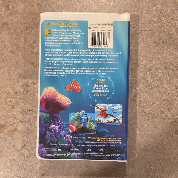 (J64) Finding Nemo VHS Tape - Blue and White - Picture 3 of 6